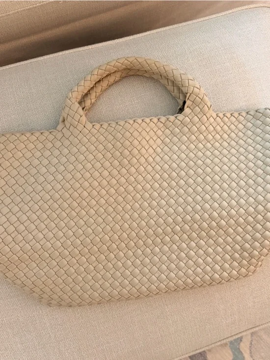 Naghedi Medium St Barth’s Tote in Ecru with matching pouch - Picture 4 of 6